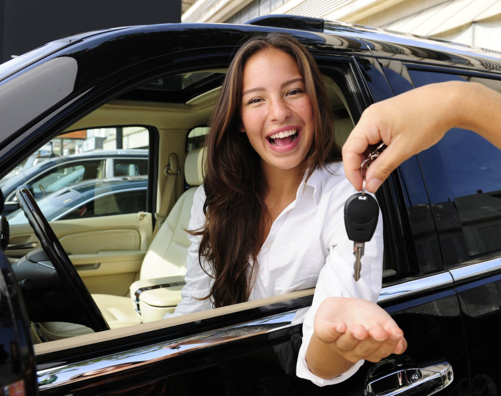 Chińskie marki przyspieszają. Co dane za 2025 mówią nam o rynku aut w Polsce w 2026?